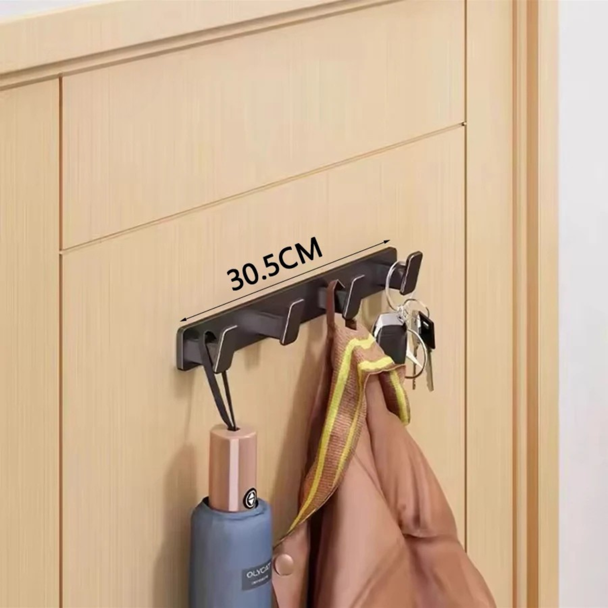 Beau Porte manteau Noir en Aluminium avec Crochet Design