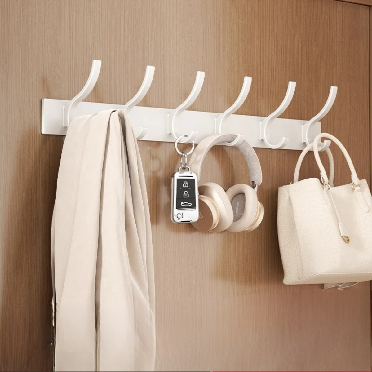 Support Mural Blanc Crème avec Crochet Ondulé Design