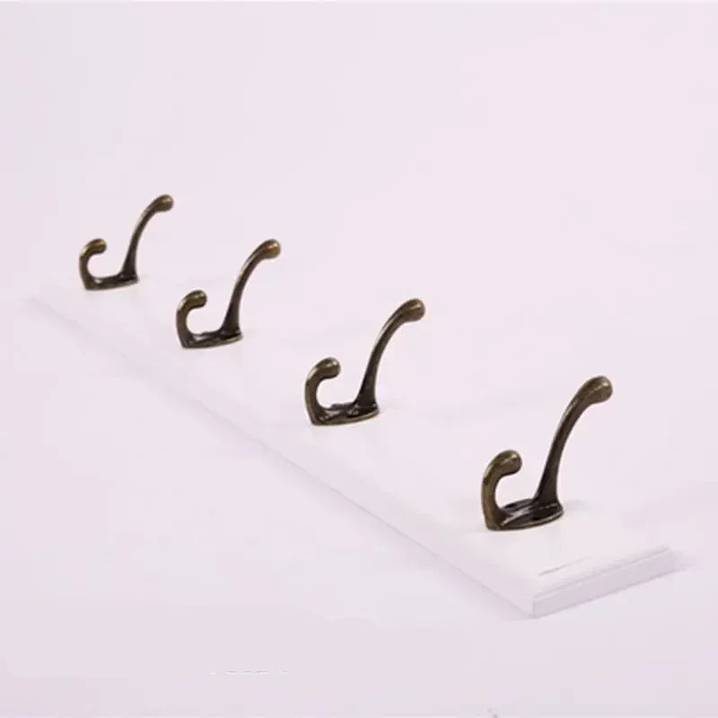 Grand Portant manteau Blanc en Bois Naturel Attache en Cuivre